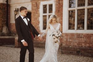 Natural wedding and portrait photography capturing real moments
