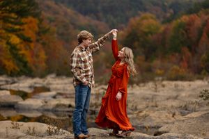 Wedding Photographer, Equine Event, Second Shooter in East Tennessee, TN, near Chattanooga, TN and North GA area. Couples. Engagement
