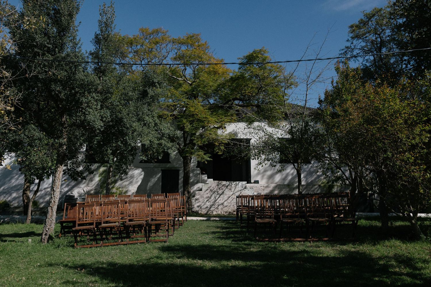 Alexia and Rael at Kalmoesfontein wedding photos capturing celebrations and beautiful portraits with Christene de Coning Photography.