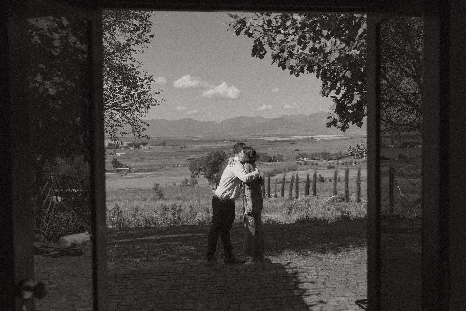 Alexia and Rael at Kalmoesfontein wedding photos capturing celebrations and beautiful portraits with Christene de Coning Photography.