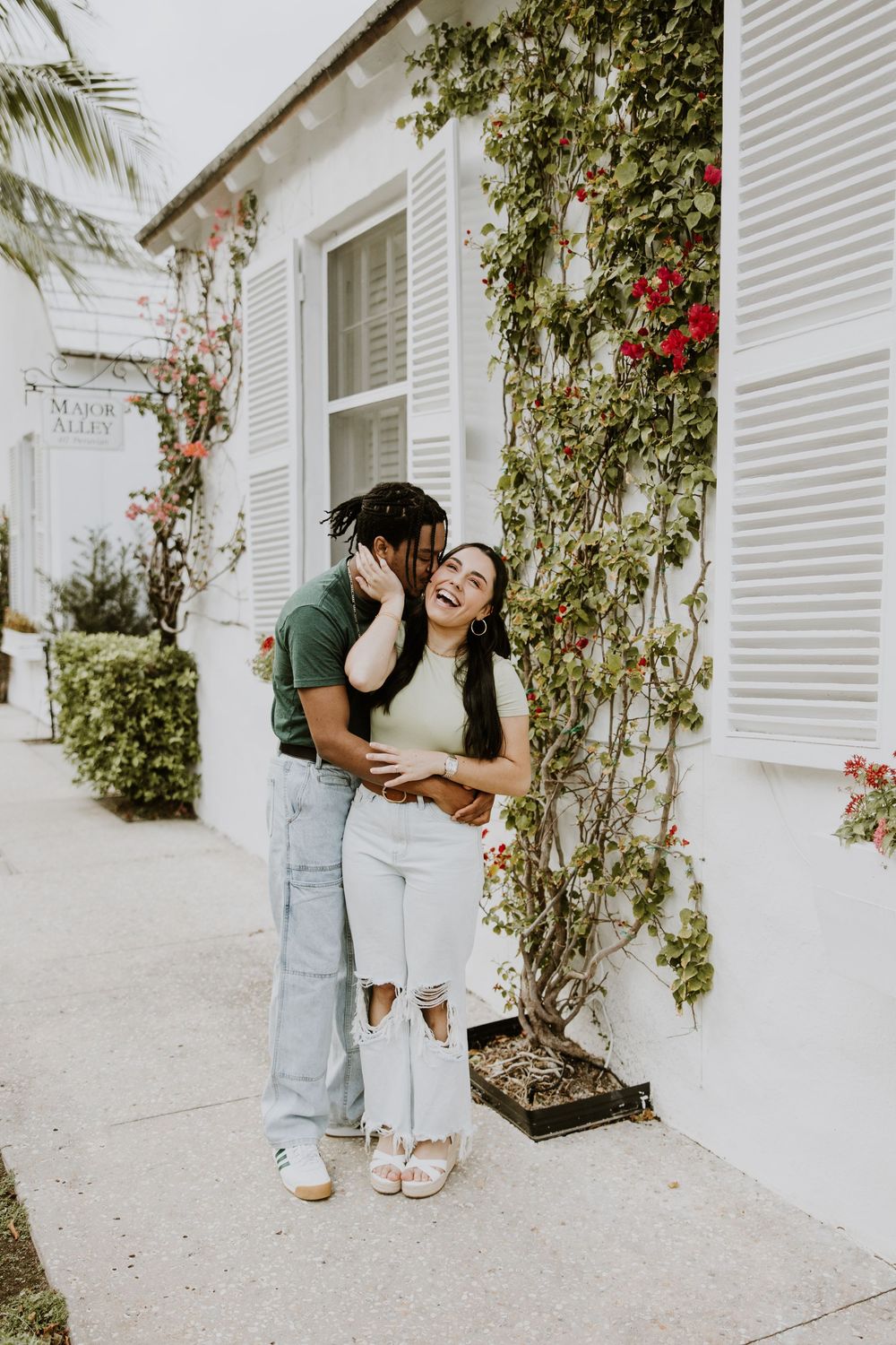 Downtown Palm Beach Engagement photos captured by Lindsay McDow Photography in Worth Ave