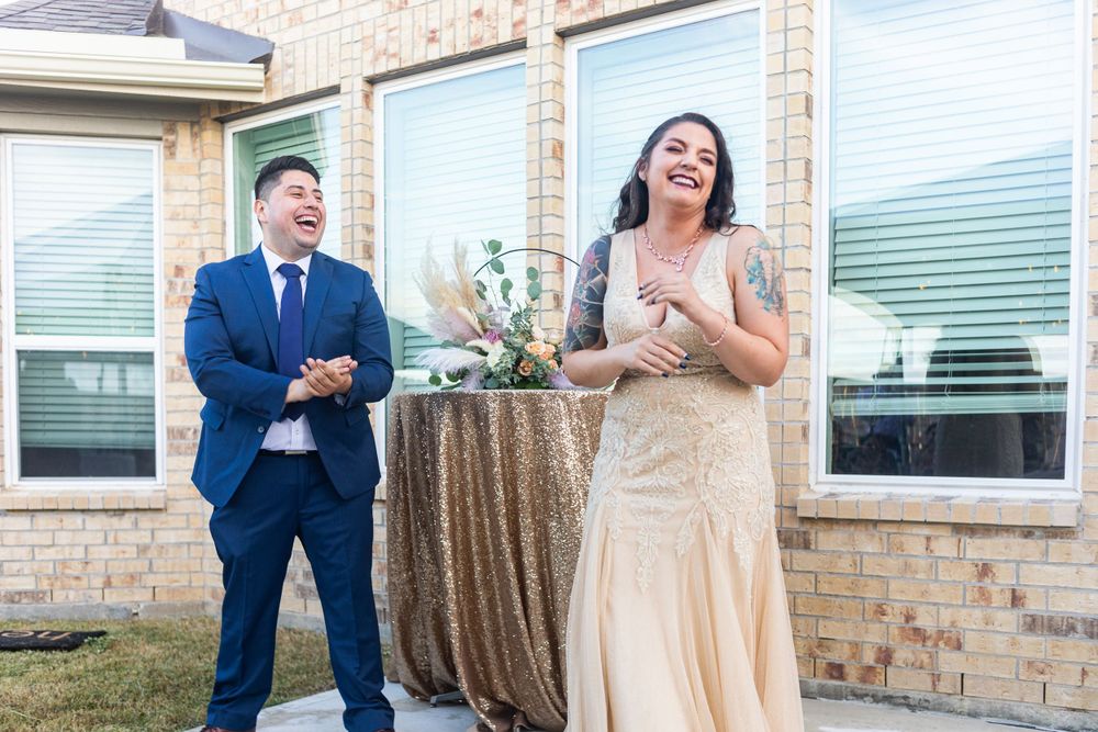 houston wedding photography candid ceremony moments

wedding photographer in houston capturing natural emotion