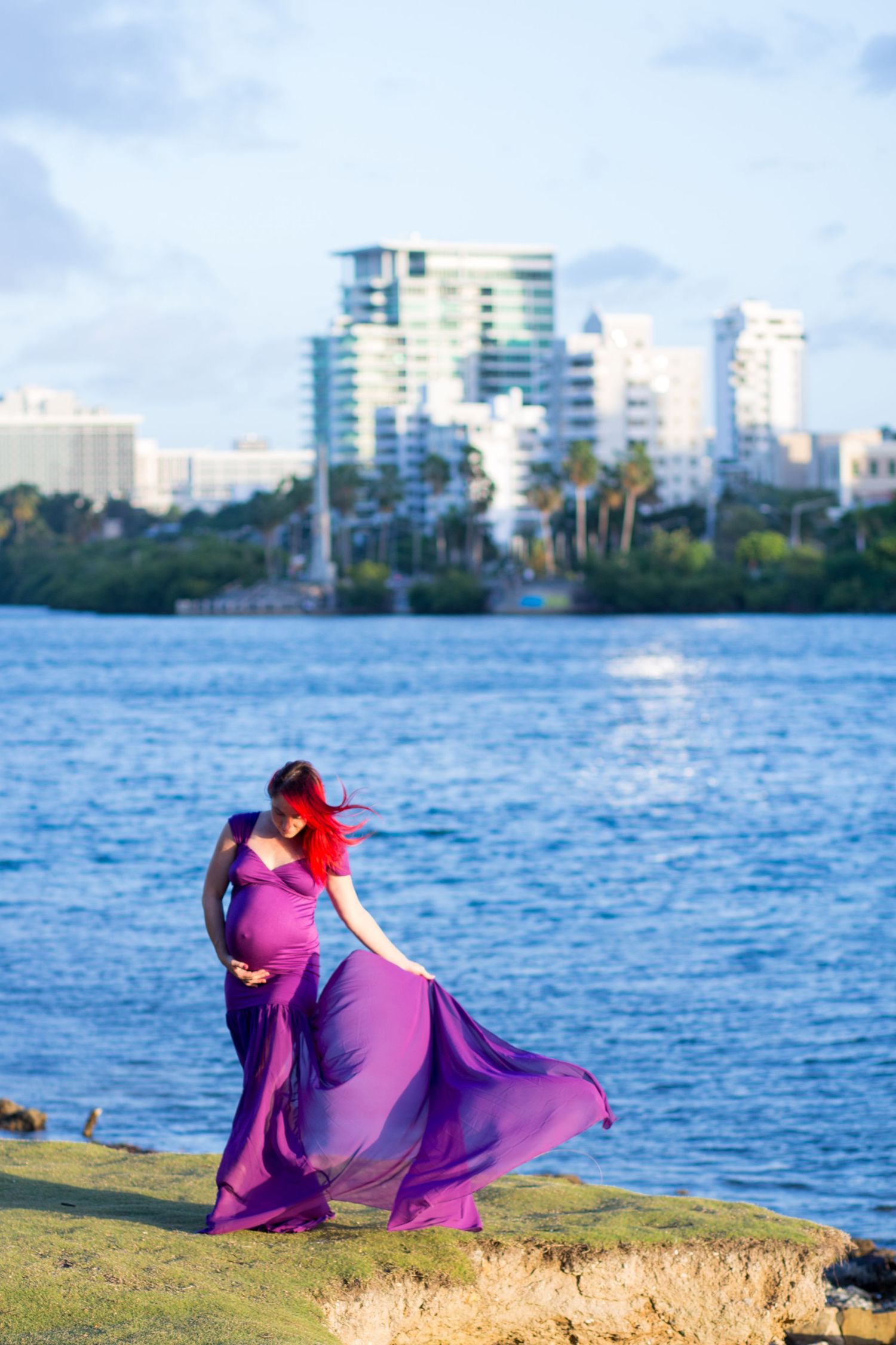 Maternity portrait. Condado Lagoon. San Juan, Puerto Rico.