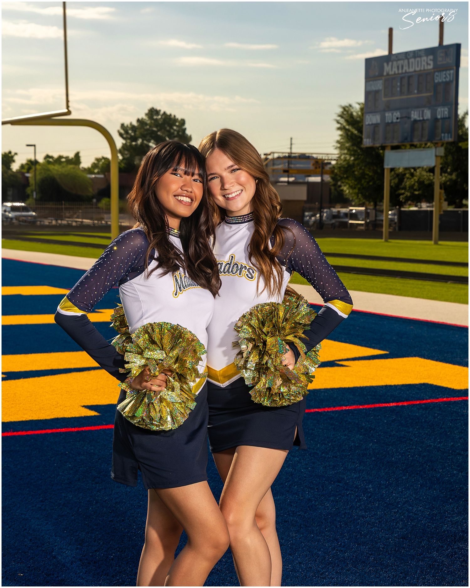 Phoenix Arizona Team Sports Banner Pictures by Anjeanette Photography Graduation High School Seniors AZ

Sports Banner team Pictures Phoenix