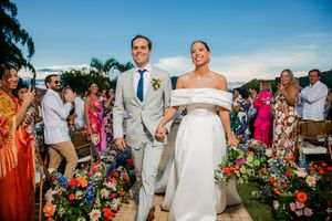 Wedding photographer Tuscany | Destination wedding Italy | Villa wedding Florence | Luxury Wedding Party.