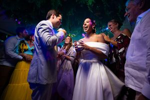 Wedding photographer Tuscany | Destination wedding Italy | Villa wedding Florence | Luxury Wedding Party.
