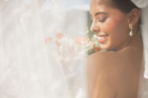 Wedding photographer Tuscany | Destination wedding Italy | Villa wedding Florence | Bride' s getting ready