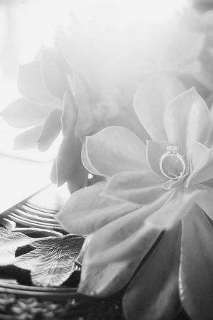 Wedding photographer Tuscany | Destination wedding Italy | Villa wedding Florence | Bride' s getting ready