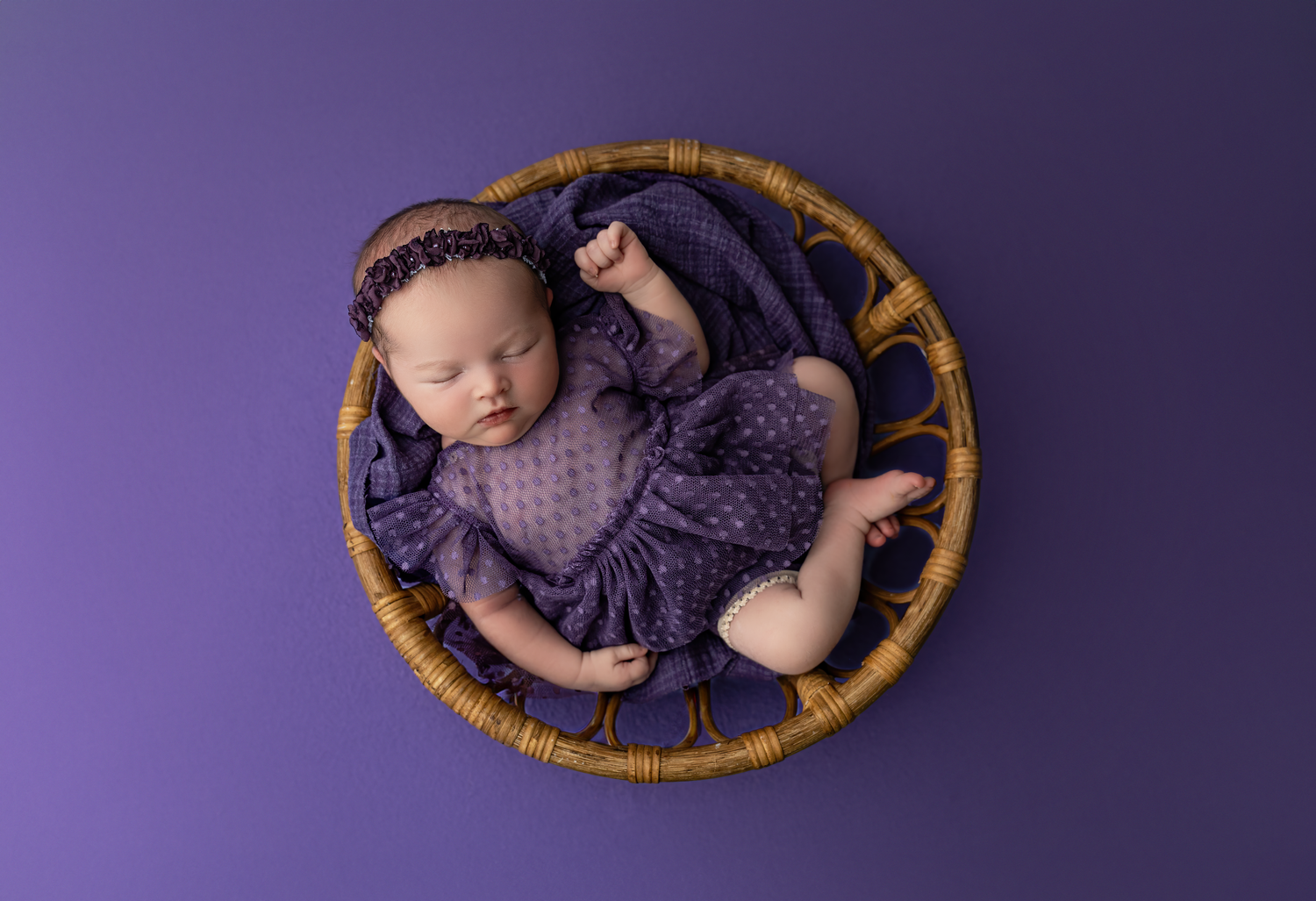 newborn photographer milestone photographer  photographer maternity photographer Richmond Kentucky Lexington Kentucky Berea Louisville, ky