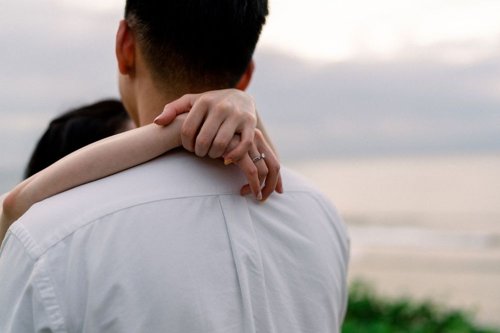 Professional surprise proposal photography services at Tanah Gajah Ubud.