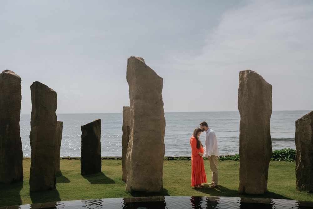 Maternity photography service in Bali with serene outdoor setting