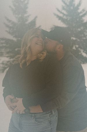 Minnesota Wedding Photographer, Romantic and Authentic Minnesota Photography, Minnesota Winter Couple Photos | Rachel Marie Photography
