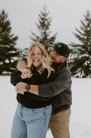 Minnesota Wedding Photographer, Romantic and Authentic Minnesota Photography, Minnesota Winter Couple Photos | Rachel Marie Photography