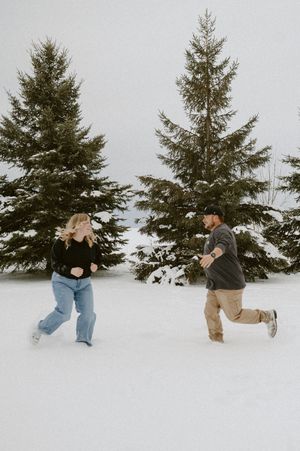 Minnesota Wedding Photographer, Romantic and Authentic Minnesota Photography, Minnesota Winter Couple Photos | Rachel Marie Photography