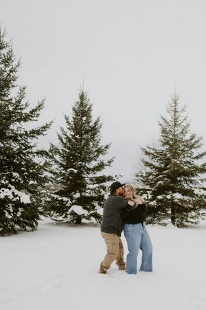 Minnesota Wedding Photographer, Romantic and Authentic Minnesota Photography, Minnesota Winter Couple Photos | Rachel Marie Photography