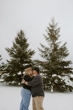 Minnesota Wedding Photographer, Romantic and Authentic Minnesota Photography, Minnesota Winter Couple Photos | Rachel Marie Photography