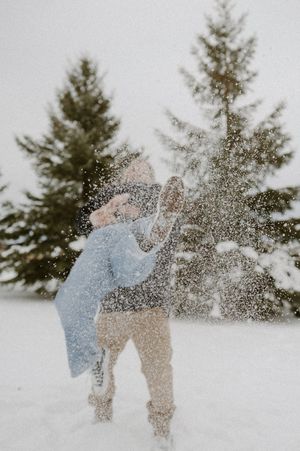 Minnesota Wedding Photographer, Romantic and Authentic Minnesota Photography, Minnesota Winter Couple Photos | Rachel Marie Photography