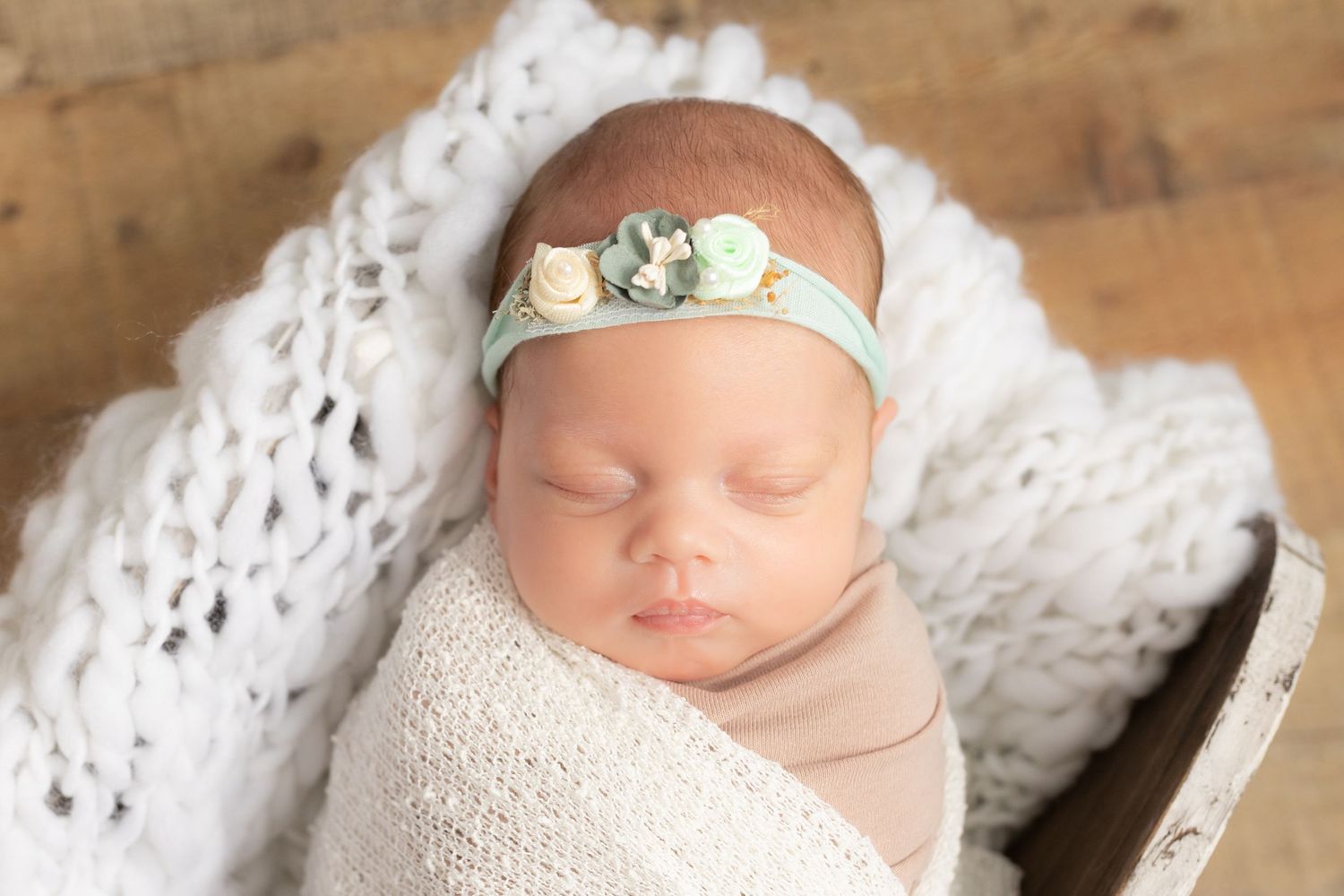 Newborn professional Photographer located in Swansboro NC offering safe newborn photography in North Carolina