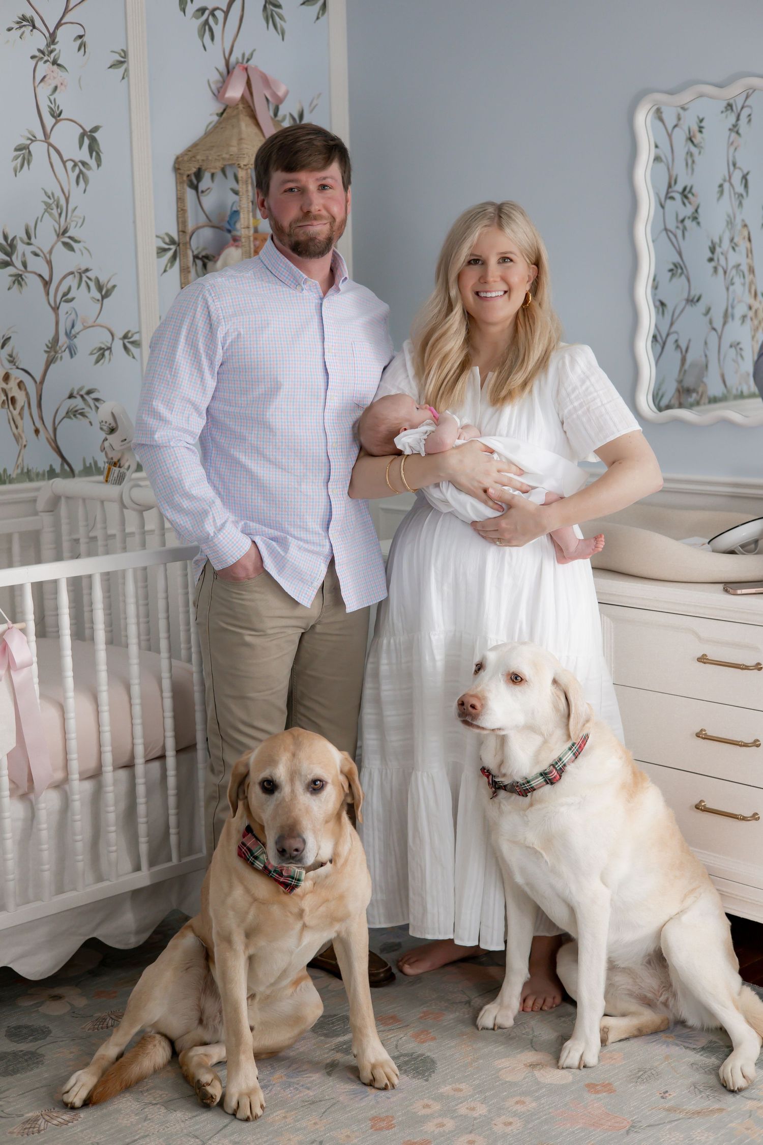 Waynesboro, VA newborn photographer capturing in-home lifestyle sessions. Cherish your baby’s first moments in the comfort of your own home.
