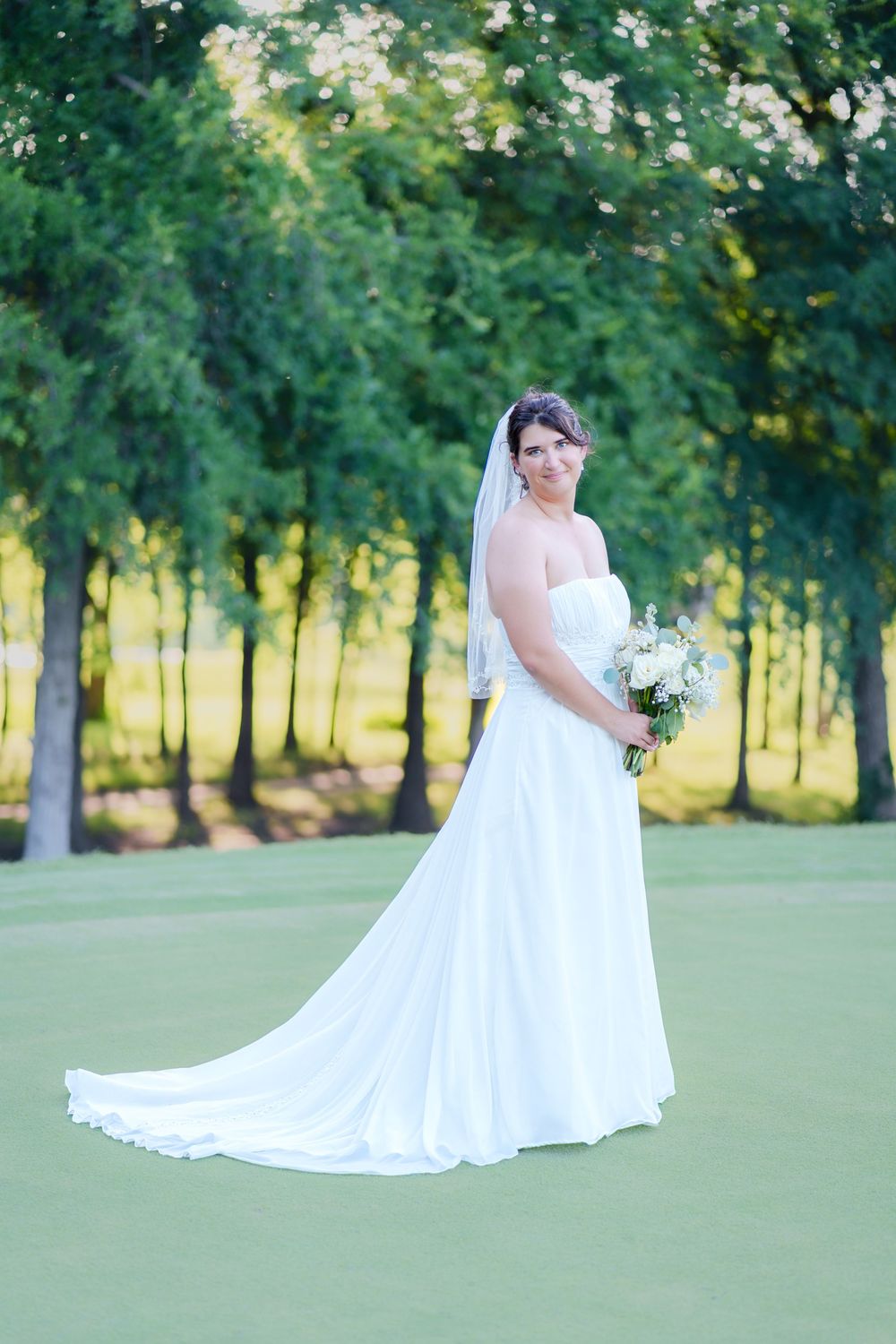 Wedding big day sky creek ranch Keller TX just married golf course summer wedding party photographer DFW country club bride groom kissing