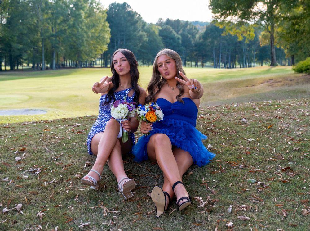 Senior session, senior photography, graduate. Prom photoshoot. Homecoming photoshoot.