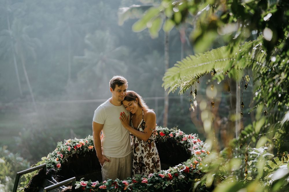 Romantic couple photography in Bali with natural light