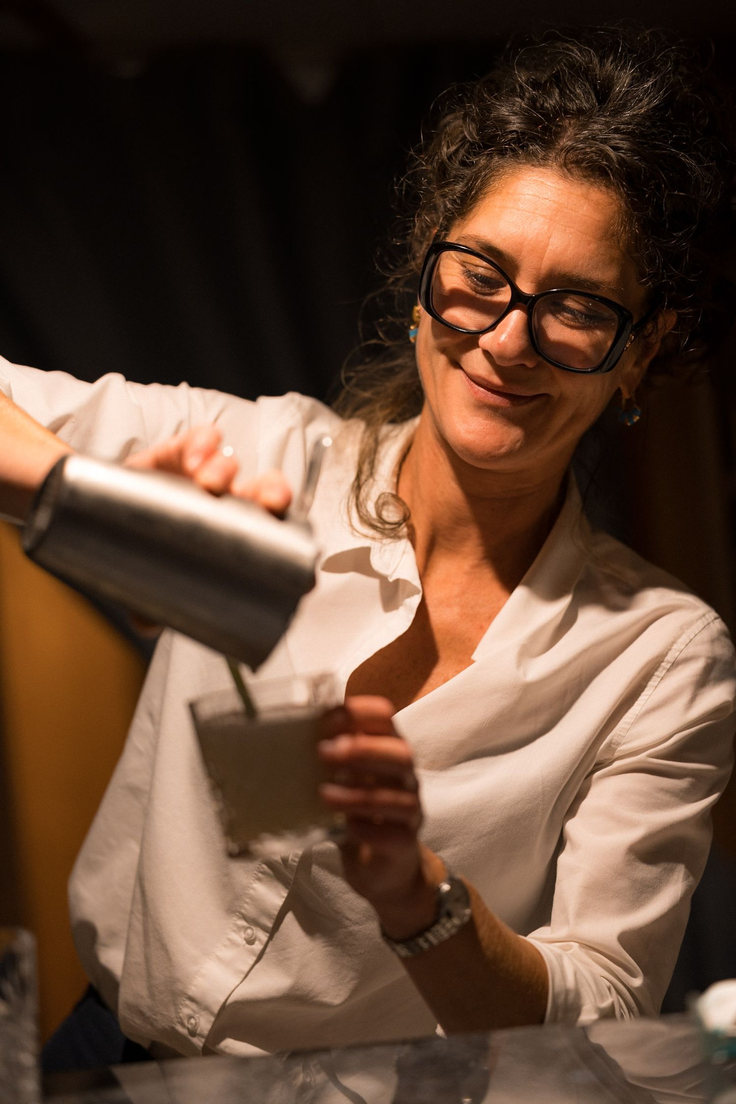 préparation des cocktails par l'équipage de latitude blanche