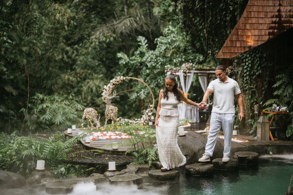 Bali engagement couple photography outdoors