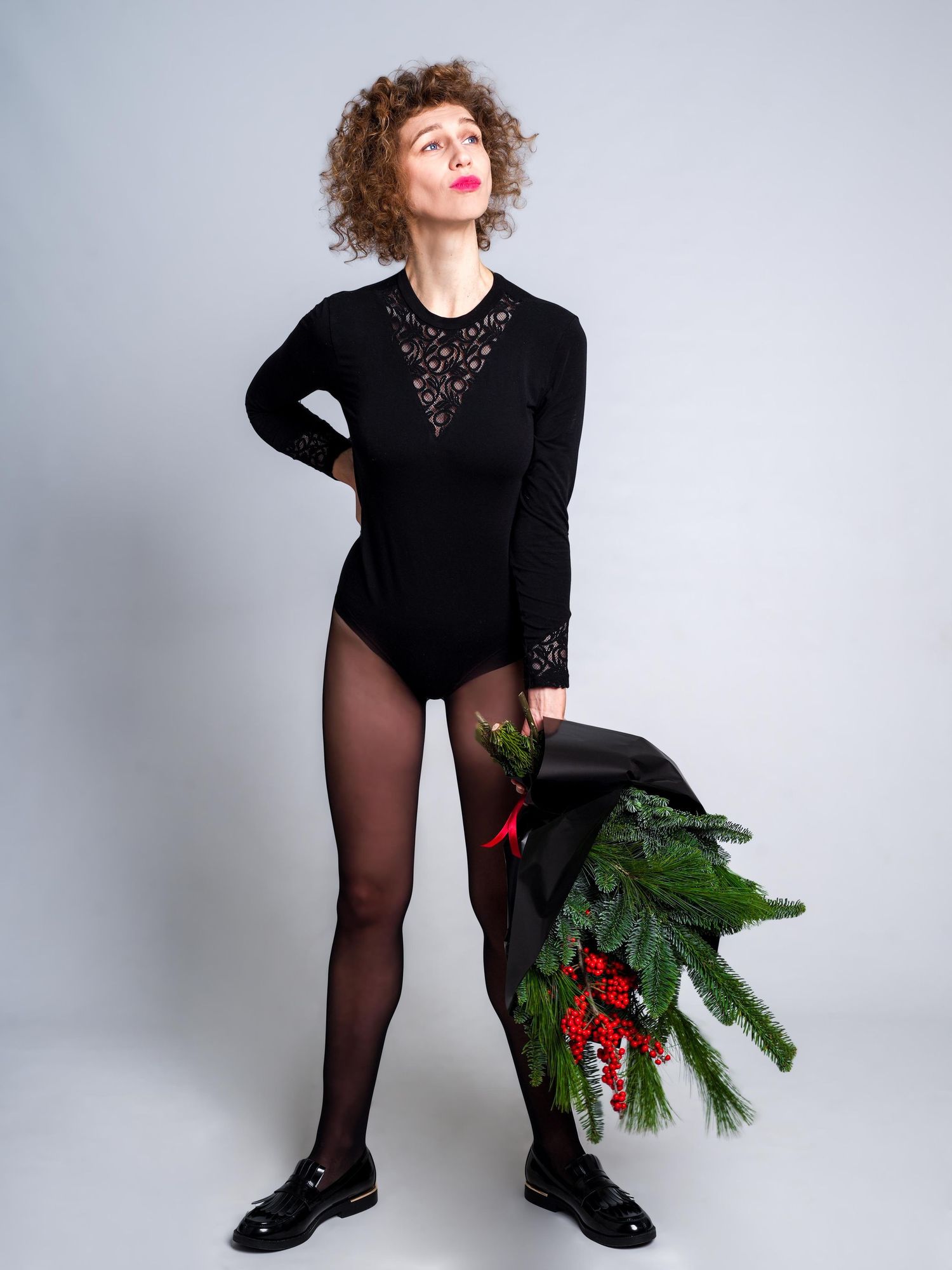 Black friday. Kalėdinė moters portreto fotosesija. Ruoškitės šventėms iš anksto. Dovana.