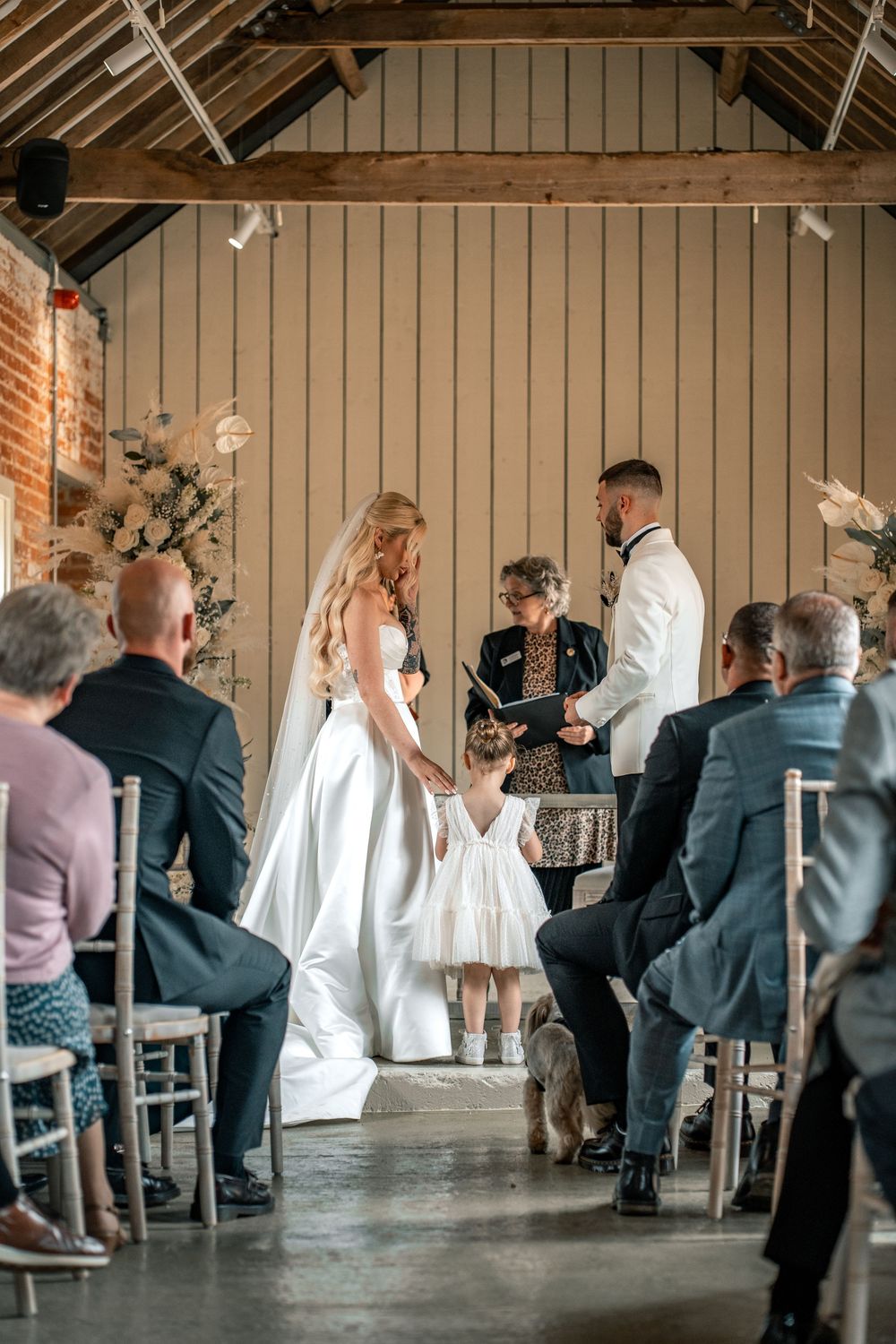 DOCUMENTARY PHOTOGRAPHY - ESSEXWEDDING - ABI VINCENT PHOTOGRAPHY