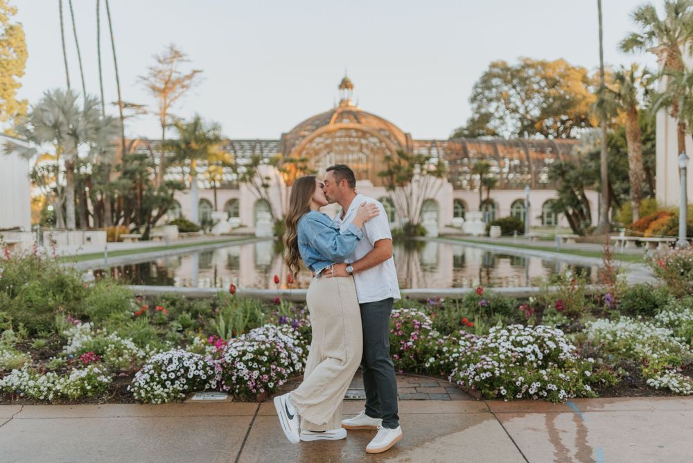 San Diego engagement photos at Balboa Park featuring candid moments and relaxed posing. Romantic and candid engagement session Balboa Park