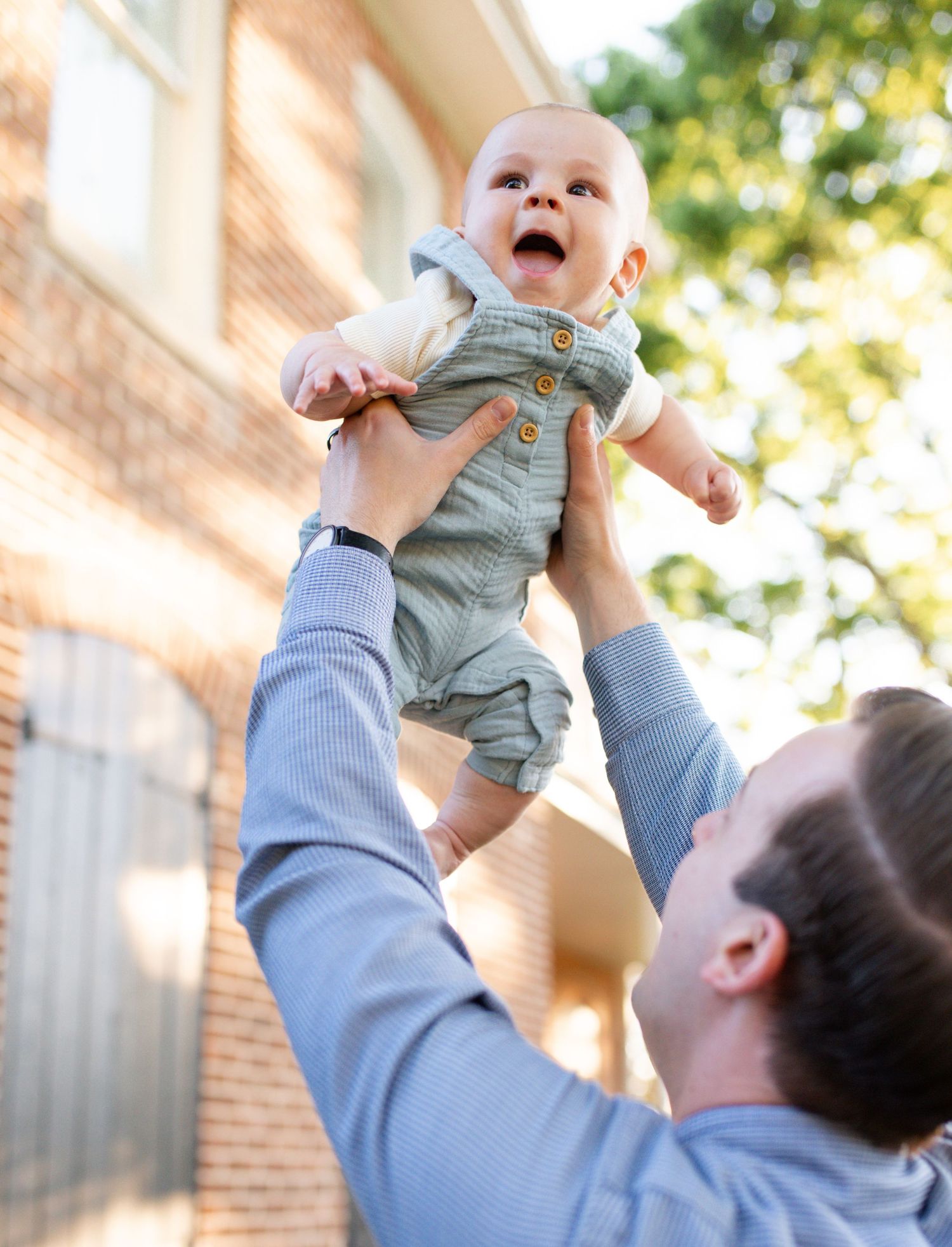 Genuine family connection during natural light photos in O’Fallon Missouri