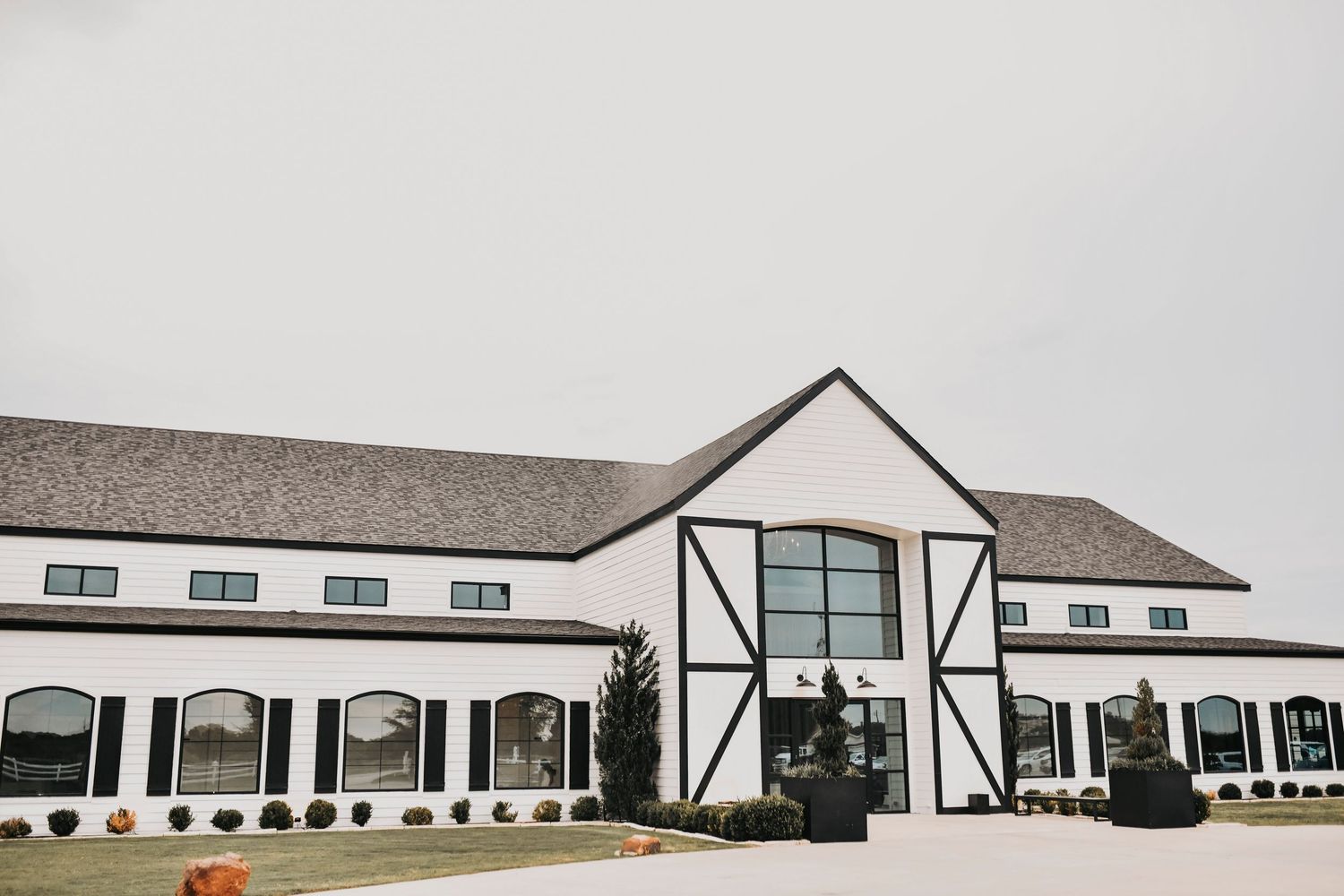 The Gardenia wedding venue in Valley View Texas