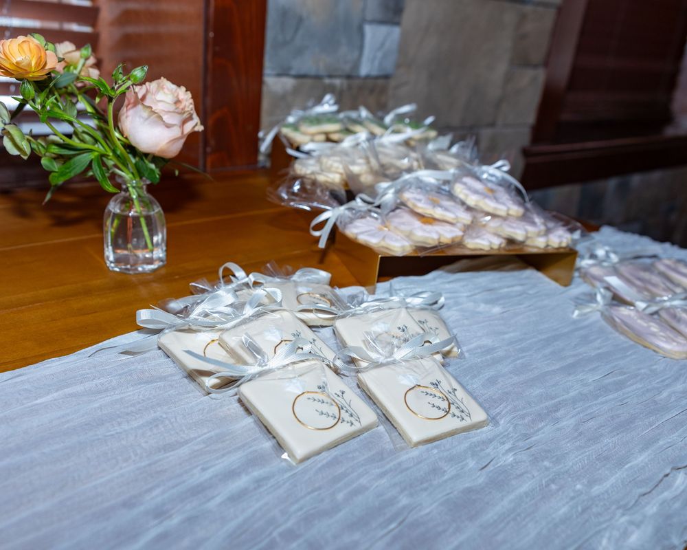 Bridal shower intimate event photography in Metrowest of Boston (Sudbury, Weston, Natick, Framingham, Concord.). Cookie favor detail photo.
