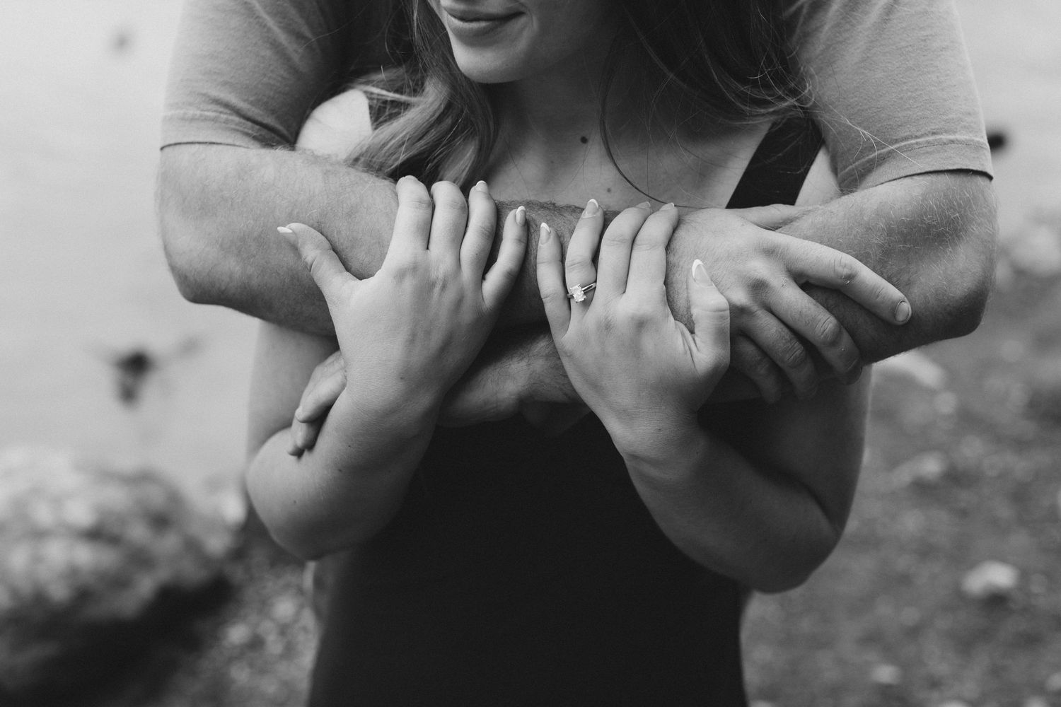 Oregon wedding and couples photographer capturing authentic, timeless moments for couples throughout the Pacific Northwest and beyond PNW!