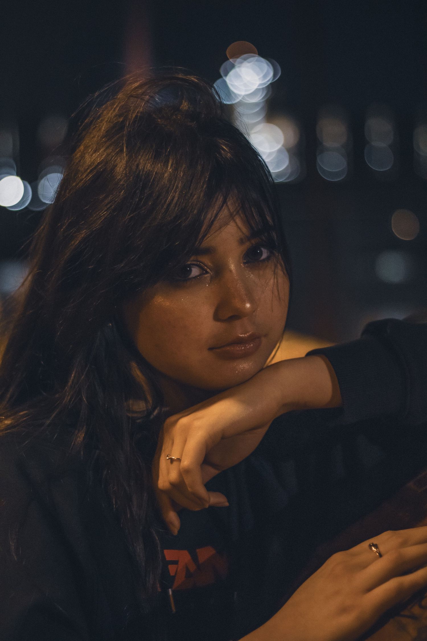 modern outdoor portrait captured by Hamburg Photographer.