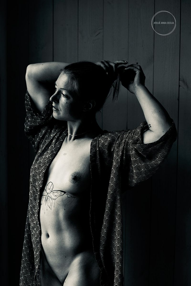 Boudoir, nude, morgongåva, fotograf göteborg, Modellfotograf, modell portfolio, , studio, porträttfotograf, portrait, porträtt, fotostudio