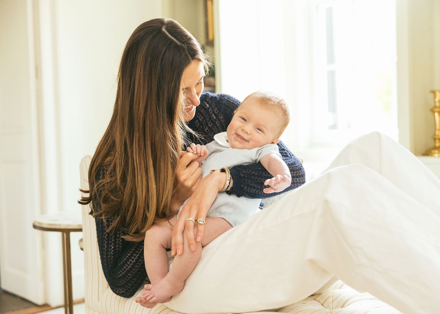 in home family photography winter richmond va cozy lifestyle at home newborn candid RVA Virginia portrait kids children Emily Butz M.photo