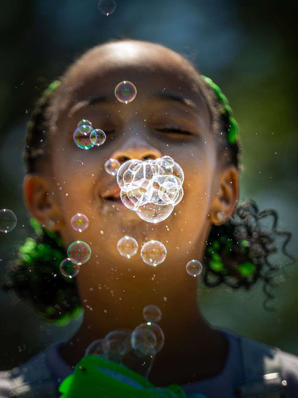 Mommy and me mini with bubbles and kid playing