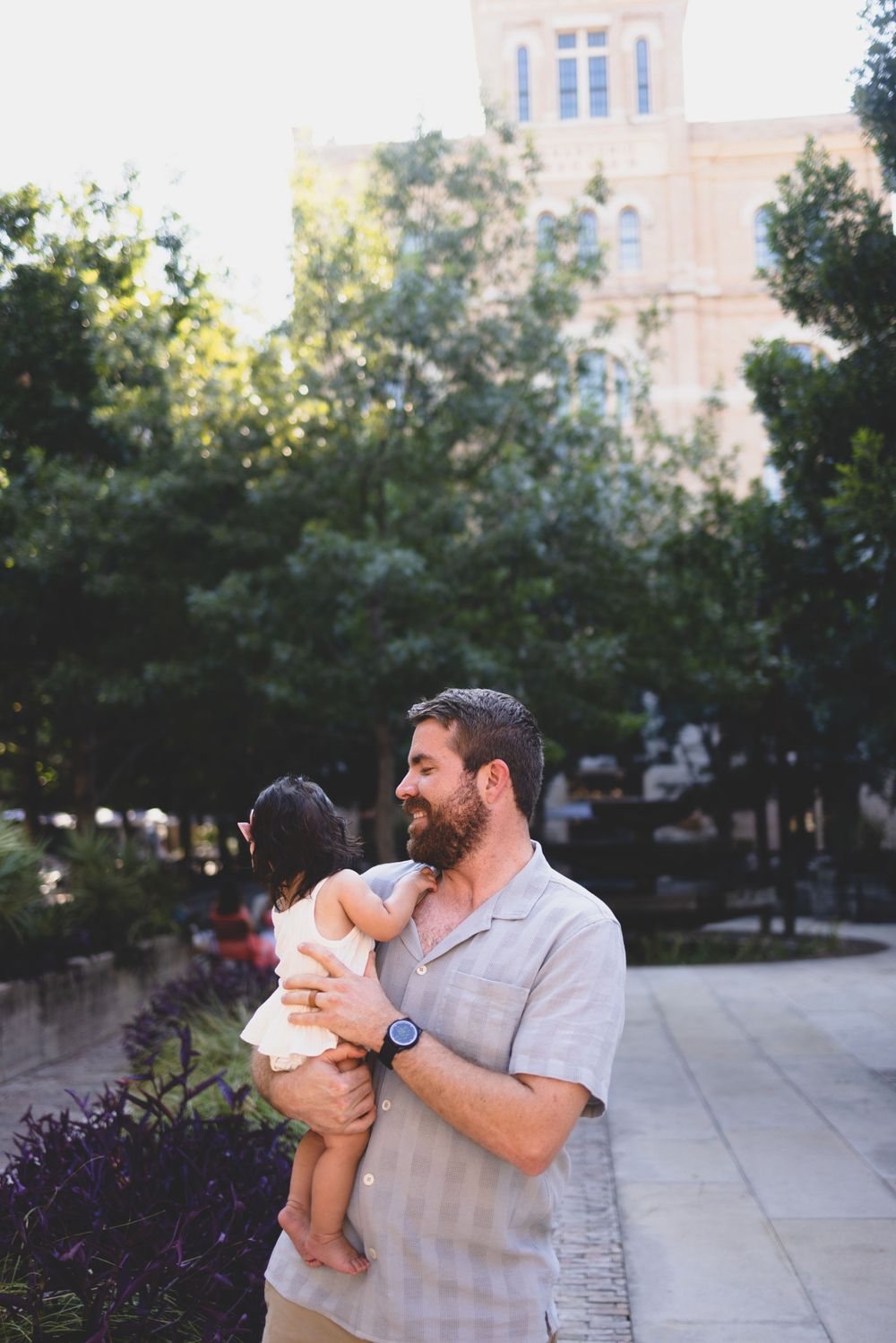 helotes-san-antonio-hill-country-texas-family-photographer-historic-pearl-brewery-session