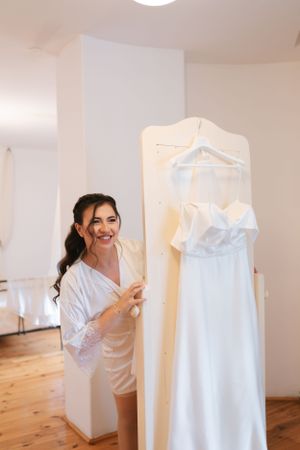 Bridal look, Bride Preparation in the wedding day in Brasov