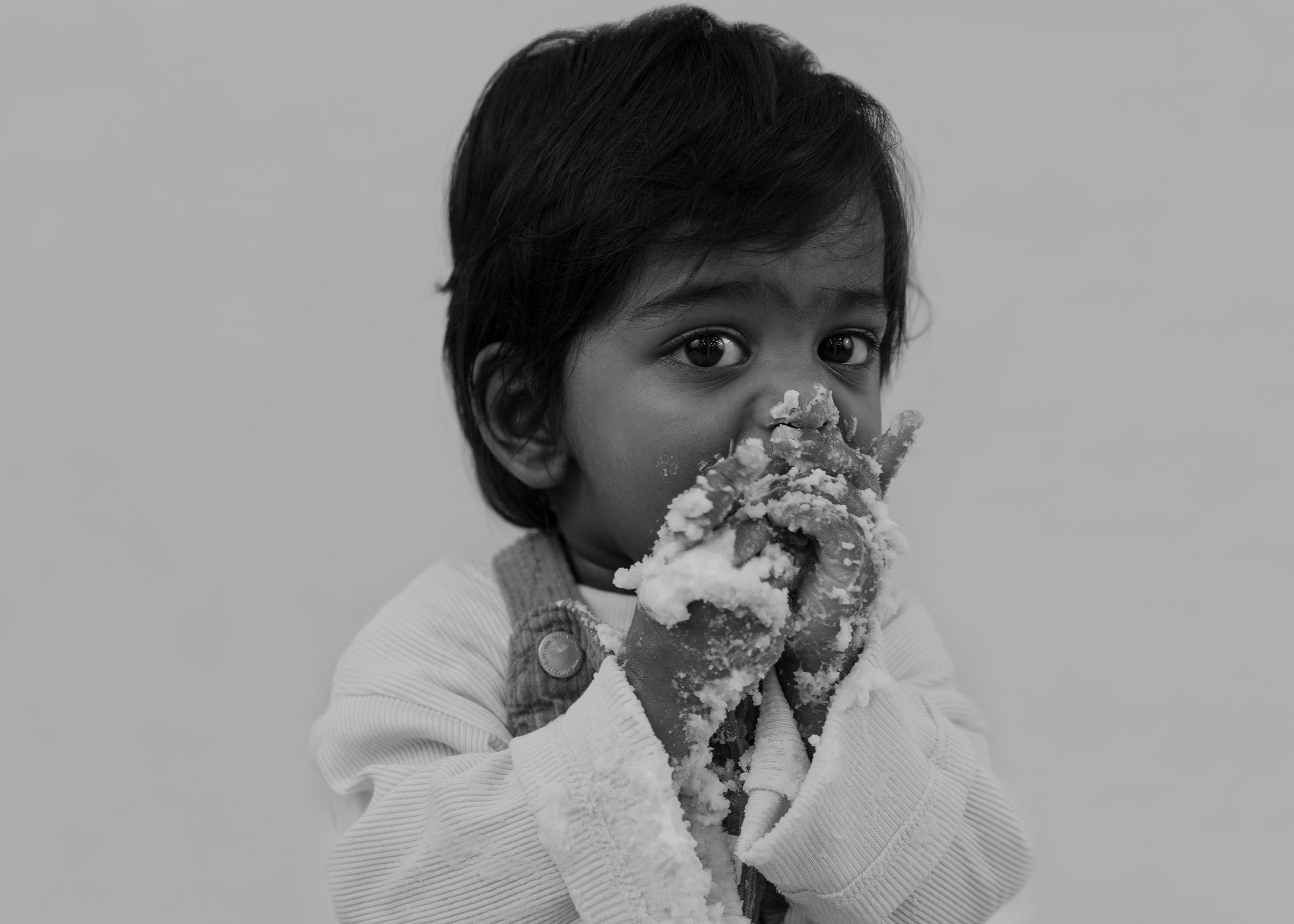 Toronto cake smash photographer. Cake smash photography Halton Hills.