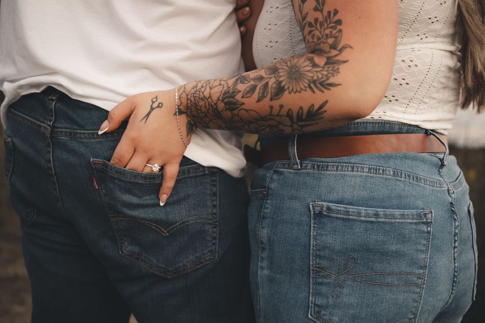 Wrapped up in each other and a whole lot of denim at Cuyahoga Valley National Park — where love feels easy, real, and endlessly wild.