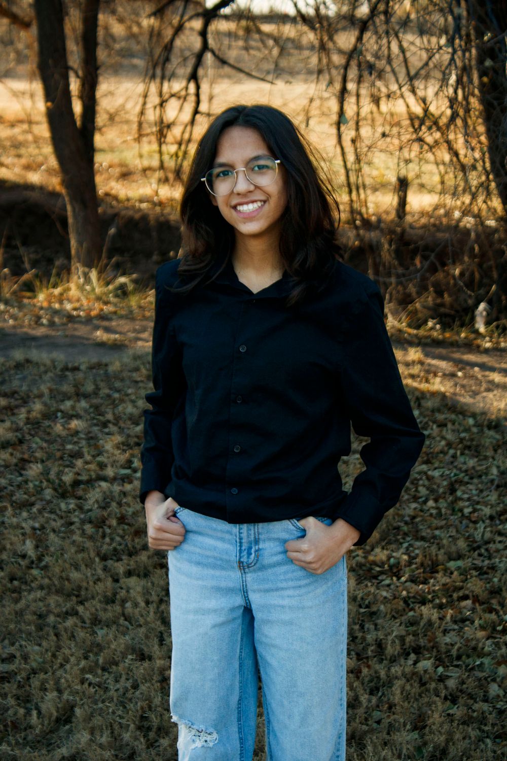A young girl during an extended family photo session at The League House in Amarillo, Texas