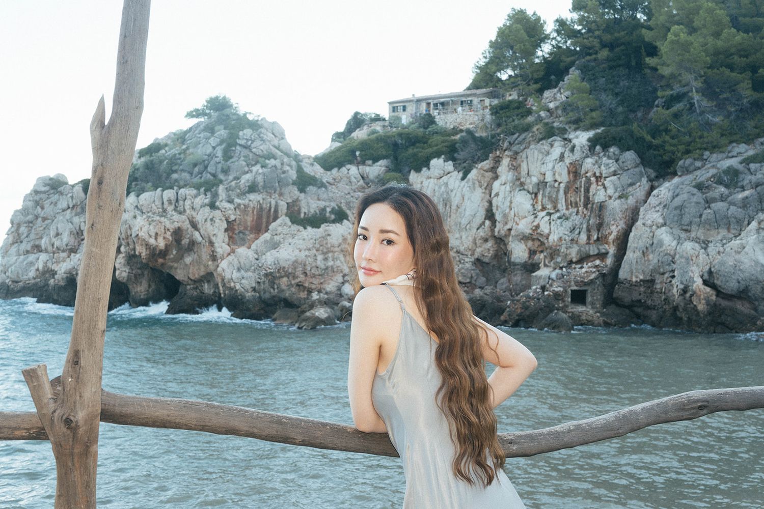 Girl in Belmond Cala deia, Mallorca, personal session
