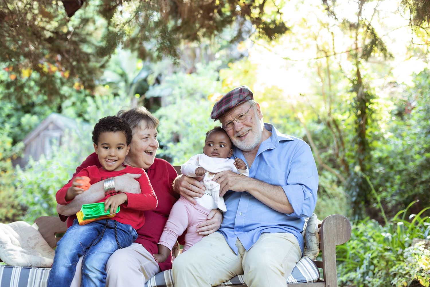 Knysna family photographer capturing natural and authentic moments