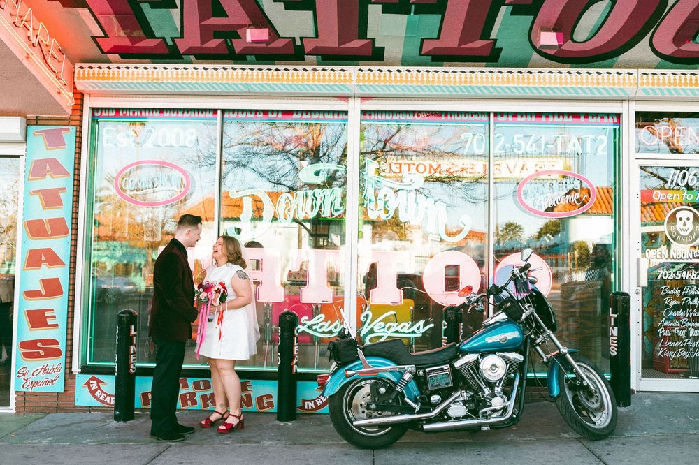 Sure Thing chapel elopement in Las Vegas