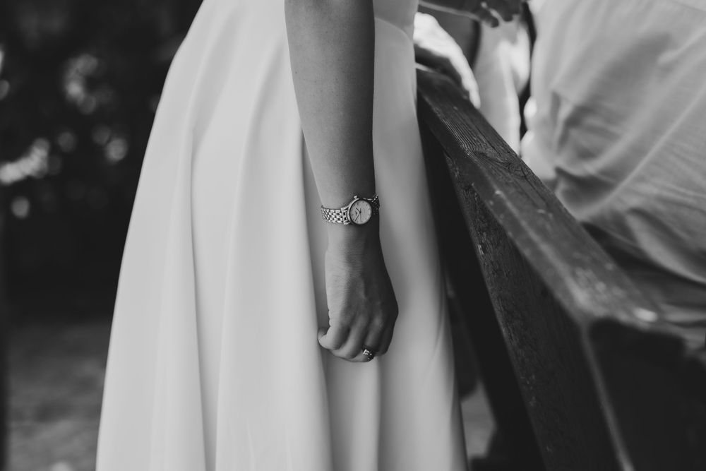 Cotswolds wedding elopement ceremony at Stroud Register Office.