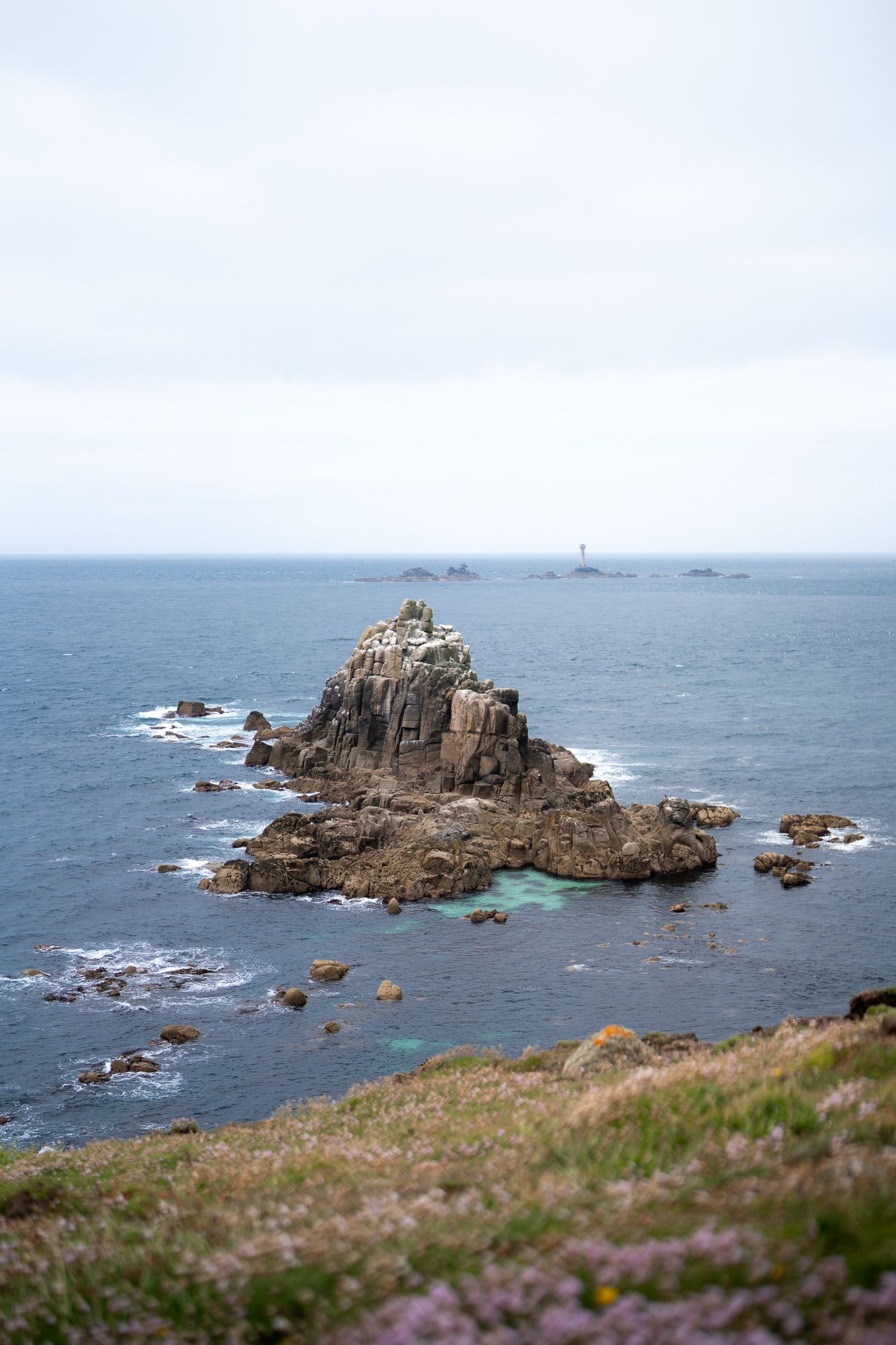 enys dodnan arch dans les cornouailles en angleterre