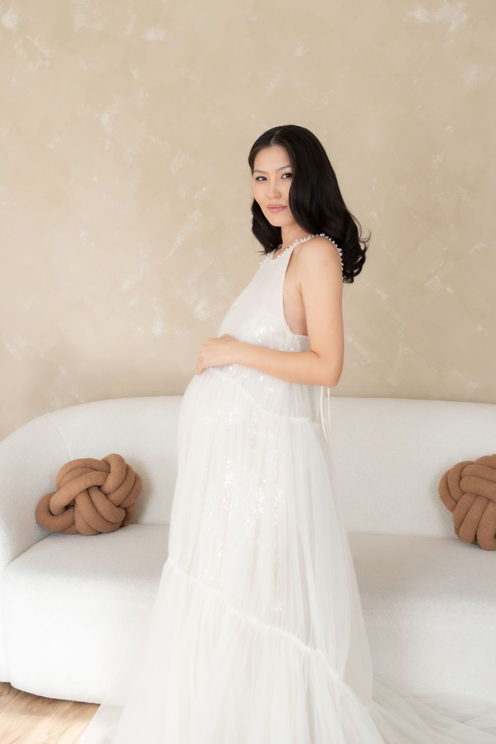 maternity photoshoot in a studio setting in Winfield, IL